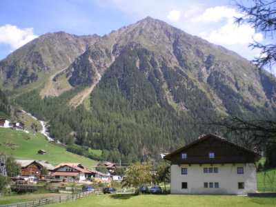 Tiroler Htte und der Hausberg